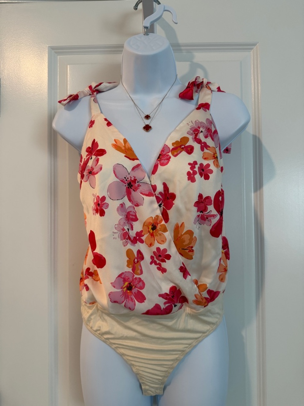 Dee Elly Floral Tie-Shoulder Cream Floral-Print Bodysuit